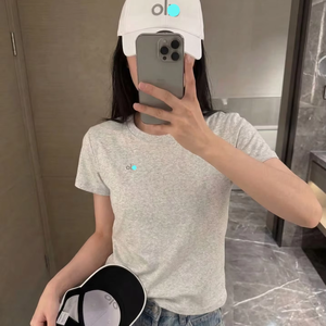 Vêtements de luxe pour femmes aux courbes généreuses, T-shirt sport d'été coupe ajustée, Blouse, Hauts blancs pour femme, Corset <span class=keywords><strong>blanc</strong></span> pour la course et le golf, Vêtements Aloe Blancs - Product Image 1