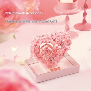 Bloques de Construcción de Rosas 517214, Juguete de Flores con Forma de Corazón, Regalo para San Valentín, Tanabata o Cumpleaños - Product Image 4