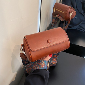 Sac à bandoulière tendance pour femme en PU. La doublure est en polyester. Sac à main de créateur.6809 - Product Image 3