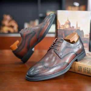 Nouvelle collection printemps : Chaussures en cuir pour hommes, formelles et décontractées, tendance, à bout large, style britannique, chaussures de gentleman - Product Image 4