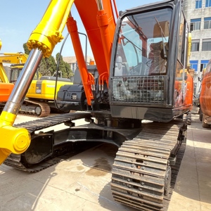 HITACHI Zaxis 210 en vente, d'occasion, en bon état, avec 1800 heures de travail, excellent prix sur le composant principal - boîte de vitesses - Product Image 2