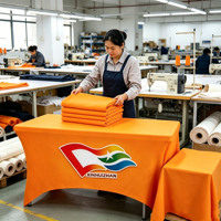 Housse de table extensible en spandex avec logo personnalisé par sublimation, résistante aux taches, en polyester, pour salon professionnel et événement marketing