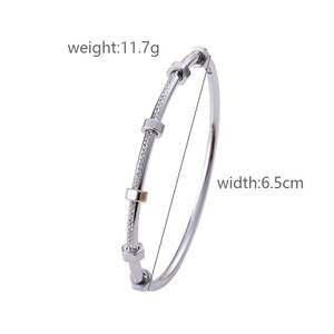 Nouvelle tendance en acier inoxydable plaqué or étanche en acier inoxydable Designer Bracelet Bijoux Accessoires Couleur or - Product Image 2