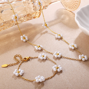Floral <b>Bracelet</b> And Necklace <b>Set</b> Imitation Pearl Gold Plated Women's Jewelry Party Fashion - Product Image 1