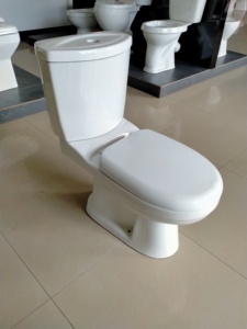 <span class=keywords><strong>WC</strong></span> en céramique deux pièces à chasse d'eau par gravité, à poser au sol, avec siphon en S, pour l'Argentine - Product Image 2