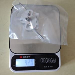 Nuovo Ugello Spray Olio <span class=keywords><strong>4</strong></span>.4L TDV8/448DT AL3Q-6K858-BB per <span class=keywords><strong>Range</strong></span> <span class=keywords><strong>Rover</strong></span> L322 <span class=keywords><strong>Range</strong></span> <span class=keywords><strong>Rover</strong></span> Sport L494 <span class=keywords><strong>Discovery</strong></span> <span class=keywords><strong>4</strong></span> Velar - Product Image 2