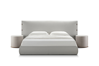 Lit double en cuir simple et moderne, lit tendance