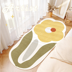 พรมลายดอกไม้สำหรับตกแต่งห้องนอนเด็ก ทำจากเส้นใยโพลีเอสเตอร์ - Product Image 1