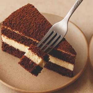 Ensemble de 12 couverts en acier inoxydable plaqué or martelé avec cuillère et fourchette pour fêtes, dîners de luxe et cadeaux - Product Image 5