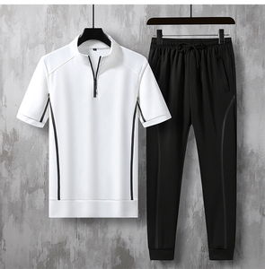 Ensemble 2 pièces décontracté pour <span class=keywords><strong>homme</strong></span> : T-shirt à manches courtes <span class=keywords><strong>et</strong></span> <span class=keywords><strong>pantalon</strong></span> en coton avec logo personnalisé – Tenue décontractée en tissu de coton, coupe ajustée - Product Image 3
