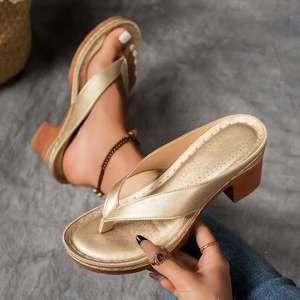 Sandalias de cuero con tacón ultra alto y punta redonda estilo bohemio retro 2026, con tiras cruzadas, para playa, uso diario y atuendos urbanos, directamente de fábrica ODM OEM. - Product Image 3