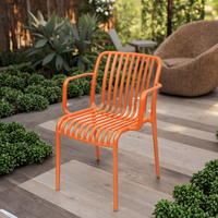 Chaise de salle à manger portable rouge Nordic Leisure, dossier créatif en filet, design moderne pour la maison, l'extérieur, l'hôtel, le parc, l'entrepôt, en plastique