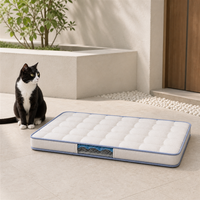 Matelas pour chat d'extérieur haut de gamme avec surface matelassée à fleurs et fond antidérapant pour pavillon de jardin