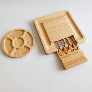 Juego de tabla de quesos de bambú con cuchillo y plato para frutas, apto para lavar en lavavajillas, para servir y cortar - Product Image 3