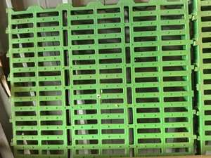 พลาสติกพื้นรั่วซึมคุณภาพดีลดราคาเหมาะสำหรับบ้านแกะและหมูหลากสี - Product Image 2