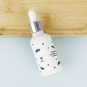 Botellas de Vidrio Esmerilado Rosa para Aceites Esenciales con Tapón de Bambú, 15ml, 20ml, 30ml, 50ml, 60ml, 2oz, Venta al Por Mayor - Product Image 2