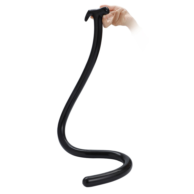 Жігіт мулат әйелді тракциялайды Солярийдегі сүйкімді жалаңаш қыздар