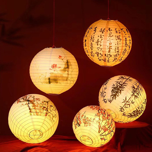 Linternas de papel colgantes de estilo chino con flor de ciruelo/linterna Oriental de loto para exteriores para la decoración de Año Nuevo del Festival del Medio Otoño - Product Image 1
