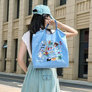 <span class=keywords><strong>Sac</strong></span> à bandoulière pour femme, léger, tendance, avec broderie moyenne, en nylon écologique, grande capacité, avec cordon de serrage et boucle - Product Image 1