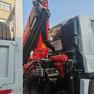 รถบรรทุกติดเครน ISUZU Giga 4x2 8 ตัน เครนบูมพับได้ ราคาขายส่ง - Product Image 5