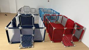 Vente directe usine : Parc de jeu intérieur pour bébés et enfants, barrières de sécurité pour ramper et marcher, respectueux de l'environnement, personnalisable - Product Image 4