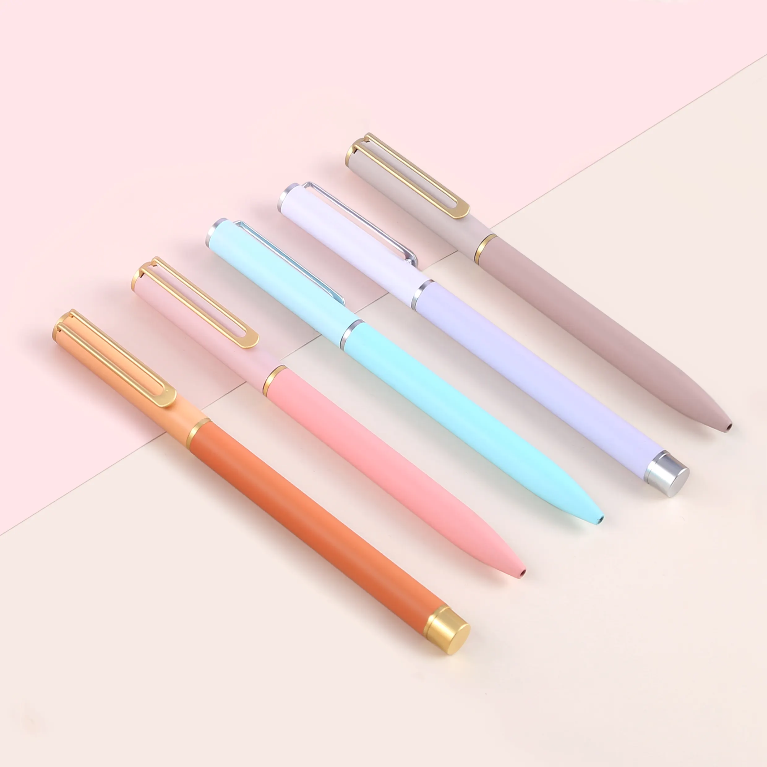 TTX חדש עיצוב התאמת צבעים חמוד יוקרה מתכת kalem פארקר kawaii עט מתנה לחג המולד כדור נקודת עט עם לוגו מותאם אישית