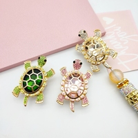 51304 Nuevo Diseño Lindo Tortuga de Metal con Cristales de Imitación, Adornos de Bolígrafo de Animales Huecos de Moda, Cuentas Focales para Fabricación de Joyería DIY