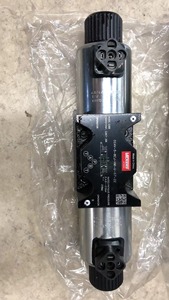 DG4V-5-8CJ-VM-U-G7-22 829AN00104A DG4V-5-8CJ-VM-U-G7 DG4V-5 DG4V-5-8CJ DG4V-5-8CJ-VM-U DG4V 12V DAN FOSS d'origine - Product Image 5