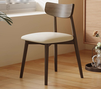 Mobilier de salle à manger sur mesure Chaise design en bois pour restaurant avec coussin en cuir PU Chaises de siège pour café Chaises de salle à manger