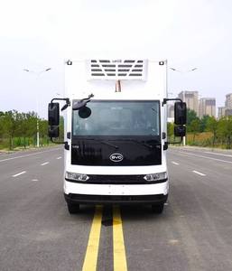 Camion frigorifique BYD 4x2 T5, camion de transport de marchandises, camion de vente de crème glacée à vendre - Product Image 2