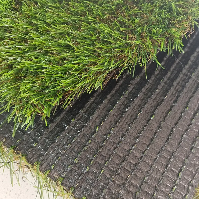 Lanskap taman luar ruangan rumput sintetis kustom warna hijau rumput palsu rol rumput buatan