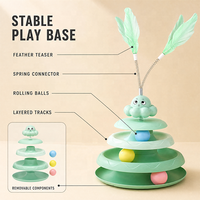 Jouet interactif pour chat : Piste de course à trois niveaux avec balles colorées pour l'entraînement et le divertissement
