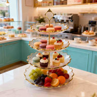 Plateau de service à dessert en acrylique personnalisé à 3 niveaux, spécial mariage arabe, décor doré transparent, pour présentation de macarons, fruits et pâtisseries juives