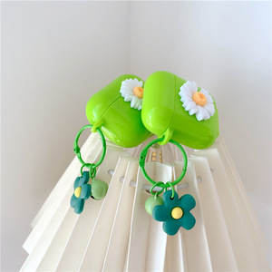 Verde Color caramelo duro Eva crisantemo auricular caso de carga para los Airpods con llavero - Product Image 5