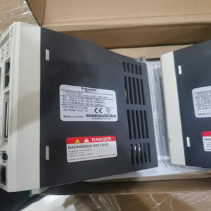 Module de commande PLC en stock Automatisation électrique industrielle ILM62CMD20A000 - Product Image 3