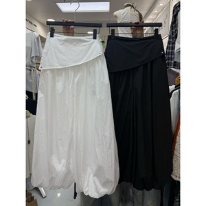 Nuovi <span class=keywords><strong>Pantaloni</strong></span> Estivi 2026 all'Ingrosso a Vita Alta Elasticizzati da Donna, Modello Balloon <span class=keywords><strong>con</strong></span> <span class=keywords><strong>Pieghe</strong></span> e Gamba Larga, Leggeri e Voluminosi, Stile Harem Casual - Product Image 3