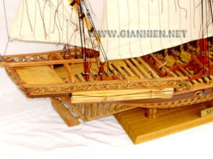 XEBBEC Bateaux modèles en bois peints pour la décoration intérieure Artisanat de style nautique pour l'art et l'artisanat Coffret cadeau inclus - Product Image 5