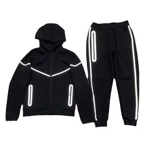 Conjunto de Sudadera con Capucha Reflectante Personalizada para Hombre, Ropa Deportiva de Forro Polar Técnico, Fabricante de Ropa Deportiva Urbana con Franjas Luminosas - Product Image 1