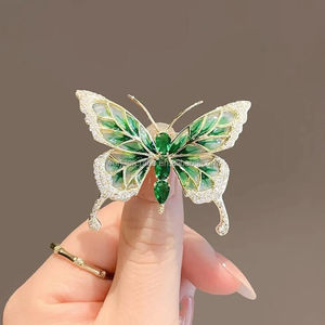 WD卸売りメッキファッションジュエリーブローチセットダイヤモンドグリーンラインストーンプレミアムチャームギフト蝶デザイン - Product Image 1