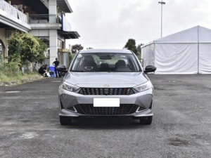 <span class=keywords><strong>Venza</strong></span> Modèle <span class=keywords><strong>2021</strong></span> 1.5T CVT Édition Borui - Product Image 2