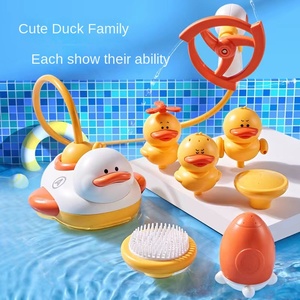 Juguete de ducha de <span class=keywords><strong>Patito</strong></span> con rociador de <span class=keywords><strong>agua</strong></span> giratorio multifuncional para bebés, niños, juego de baño eléctrico con <span class=keywords><strong>patito</strong></span> de plástico para uso en el baño - Product Image 1