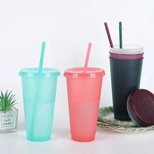 700毫升/26oz饮料不倒翁可重复使用的塑料不倒翁塑料杯儿童餐具杯带吸管和盖子