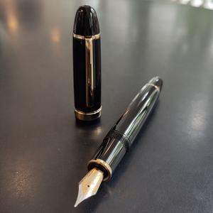 JD 149 <span class=keywords><strong>penna</strong></span> <span class=keywords><strong>stilografica</strong></span> in metallo VIP <span class=keywords><strong>nome</strong></span> personalizzato <span class=keywords><strong>penna</strong></span> per incisione regalo regalo di lusso - Product Image 5