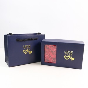 Caja de Regalo de Joyería de Lujo con 6 Rosas, Caja de Exhibición con Ventana para Anillo, Colgante y Pulsera con Diseño de Plumas, para el Día de San Valentín - Product Image 6