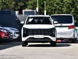 JAC X8 PLUS 1.5T Turbo 184HP 7 places SUV d'occasion 2024, toit ouvrant panoramique, conduite à gauche, intérieur foncé, sièges en cuir, pneus R19 - Product Image 2