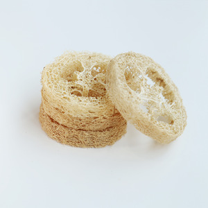 Portable Natural Loofah Soap Tray with Modern Design Plant Fiber Loofah Slices and Draining Rack - Product Image 3