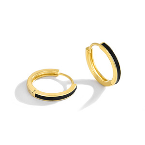 Aros Grandes de Cobre con Baño de Oro, Diseño Minimalista y Moderno, con Perlas y Diamantes, para Regalo Religioso o de Fiesta - Product Image 5