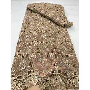 Tela de encaje guipur con patrón floral verde lima, diseño de moda, tela de encaje de red con piedras - Product Image 5