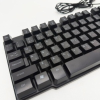 Ensemble de jeu T-WOLF TF850 arabe 5 en 1 : clavier, souris avec éclairage respirant 4 couleurs, casque de jeu 3,5 mm, haut-parleur de jeu pour PC