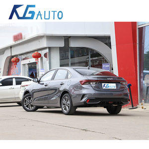 Dépôt 2024 Top vente <span class=keywords><strong>Kia</strong></span> K3 voiture à essence en stock gaucher haute vitesse L4 automatique berline essence voiture d'<span class=keywords><strong>occasion</strong></span> - Product Image 5